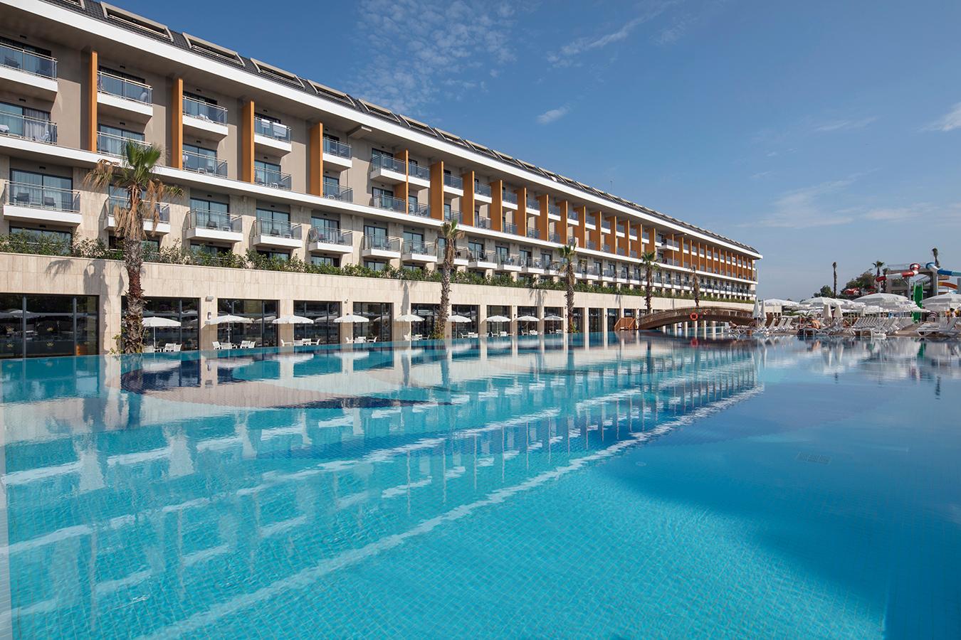 Aydınbey Queens Palace & Spa — 2