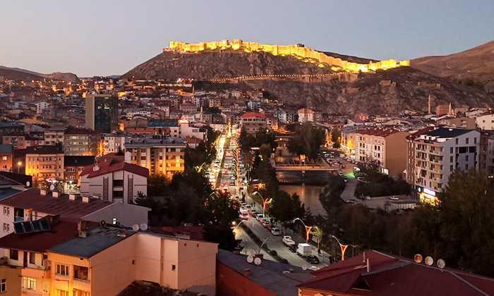ER TL TKOY Testa — 7