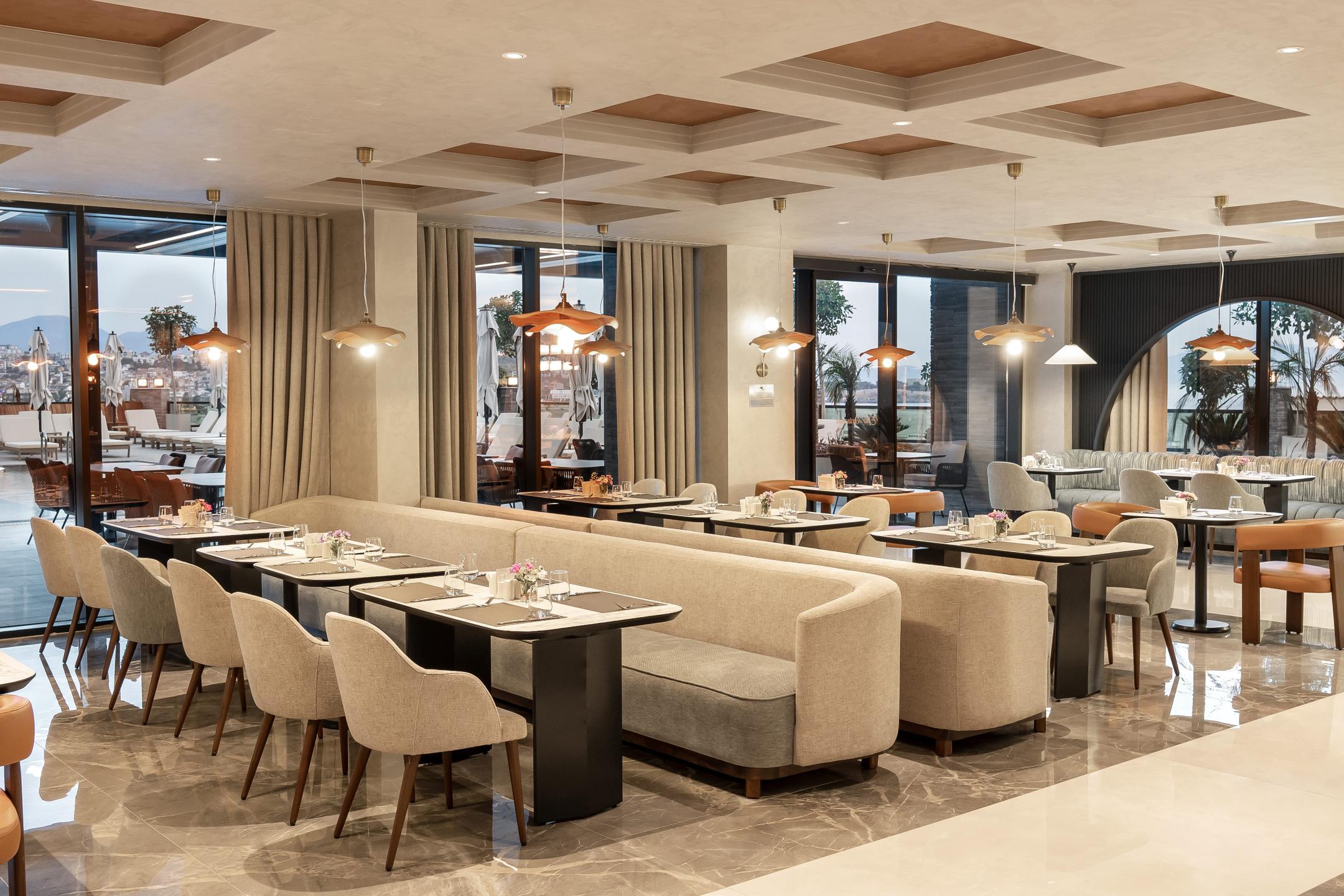 Elite World Kuşadası Hotel — 3