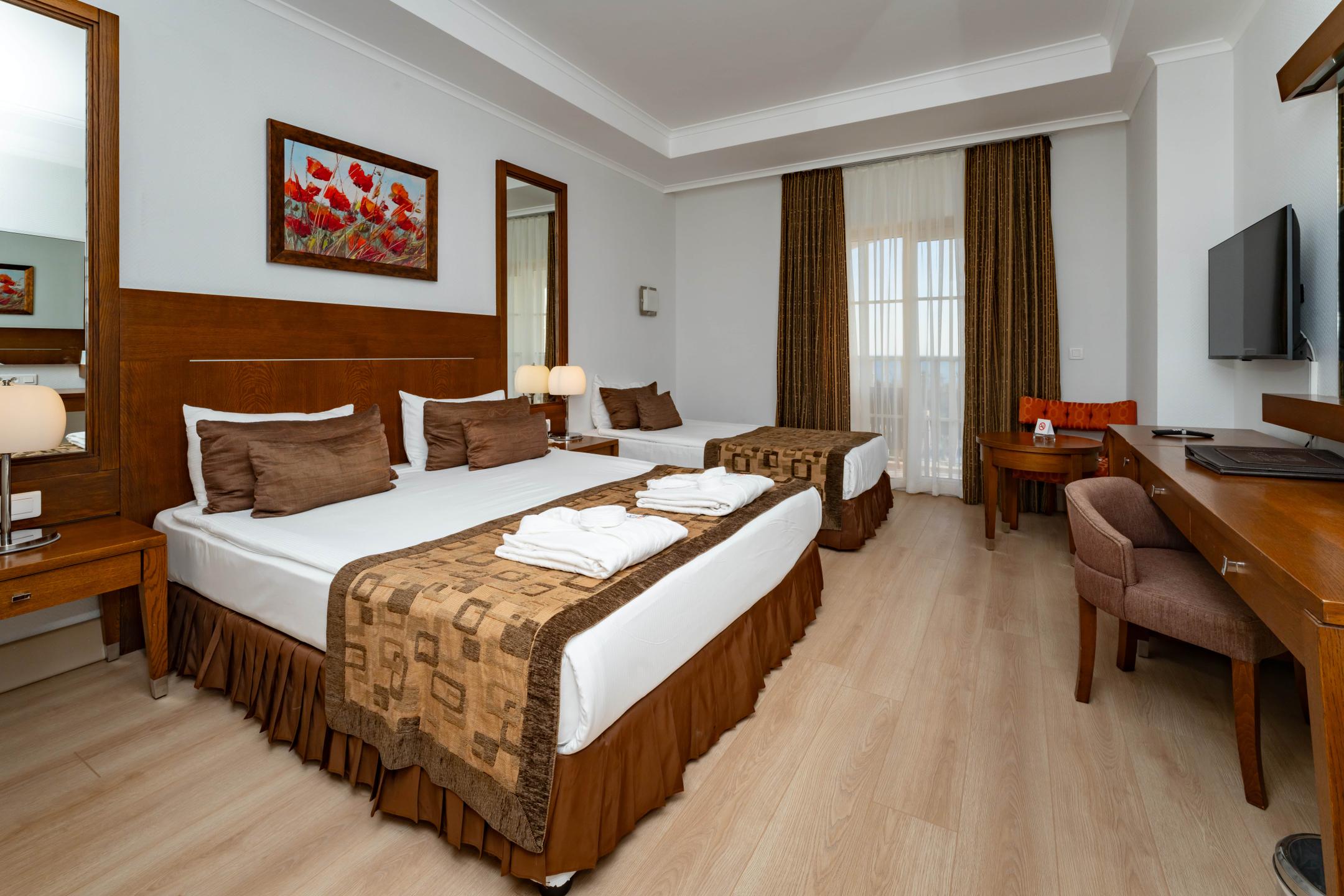 Sunis Elita Beach Resort Hotel & Spa — 2