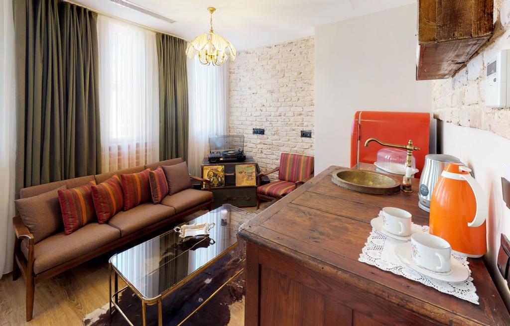Hotel Des Arts Galata — 9