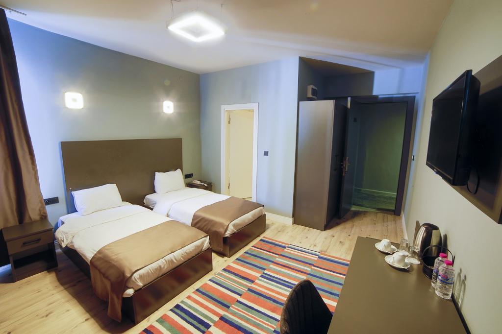 Atos Otel — 2