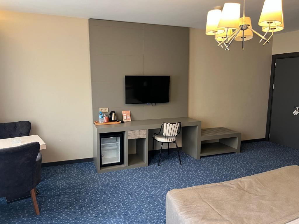 Acar Suite Hotel — 5