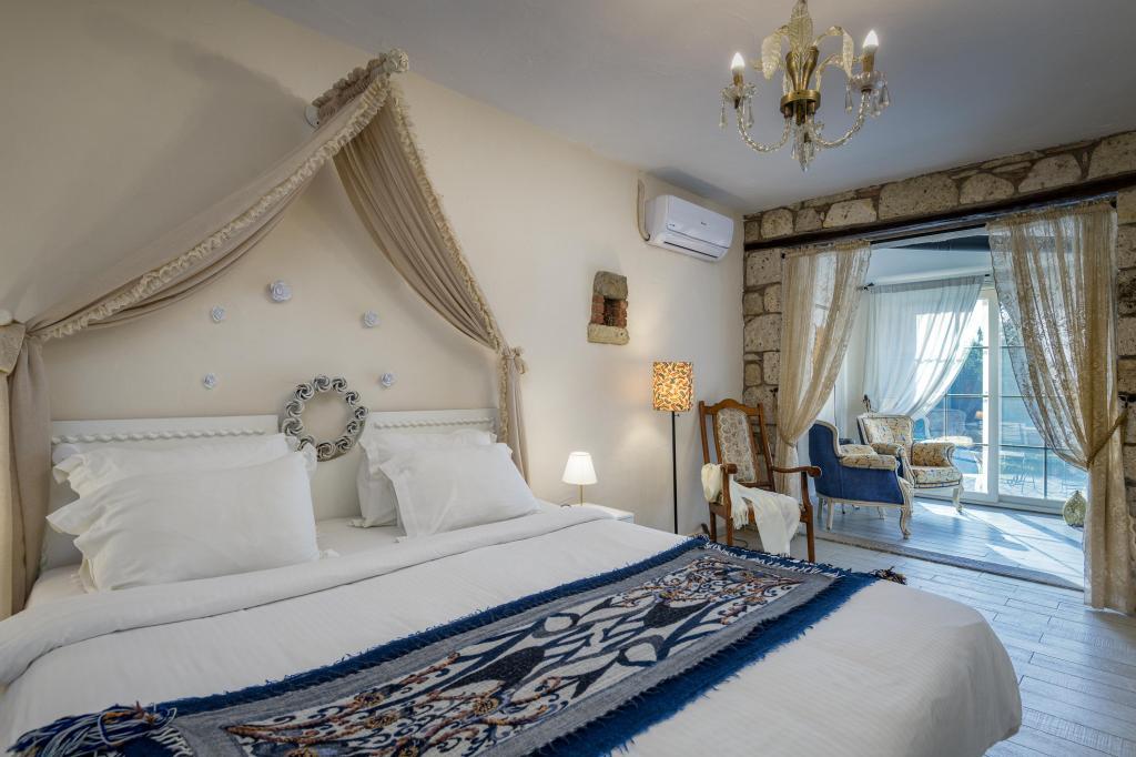 Alaçatı Sultan Konak Butik Otel — 7