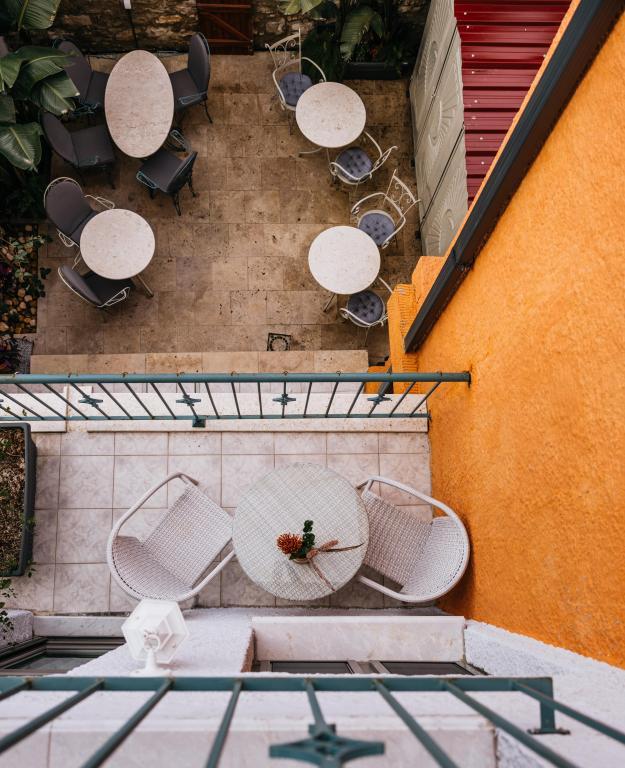 Alaz Urla Rooms — 9