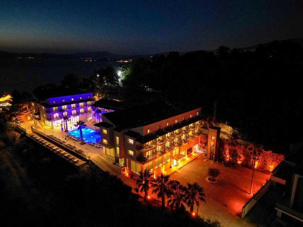 Altamare Hotel Kuşadası — 6