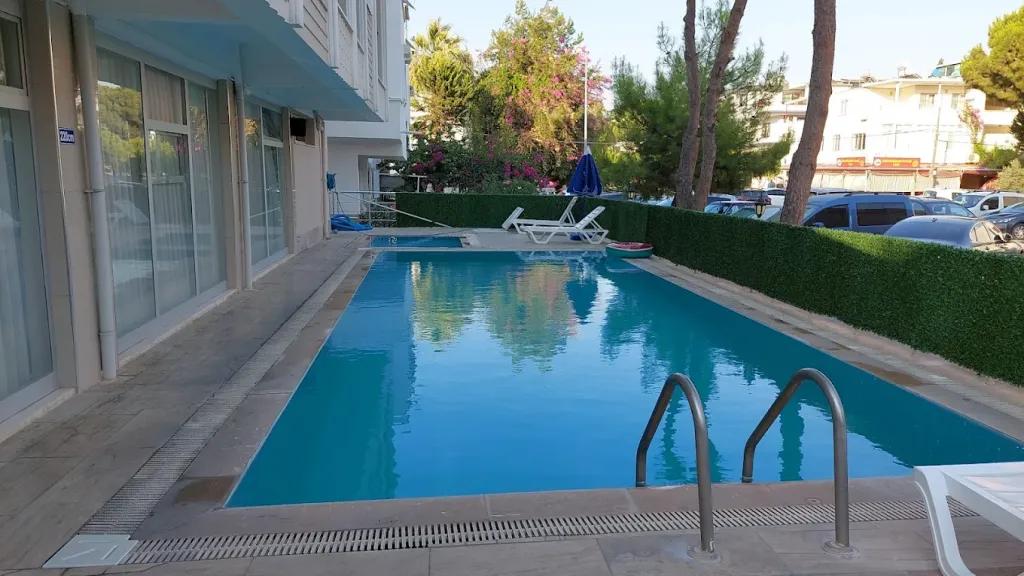 Altunakar Otel 1 — 4