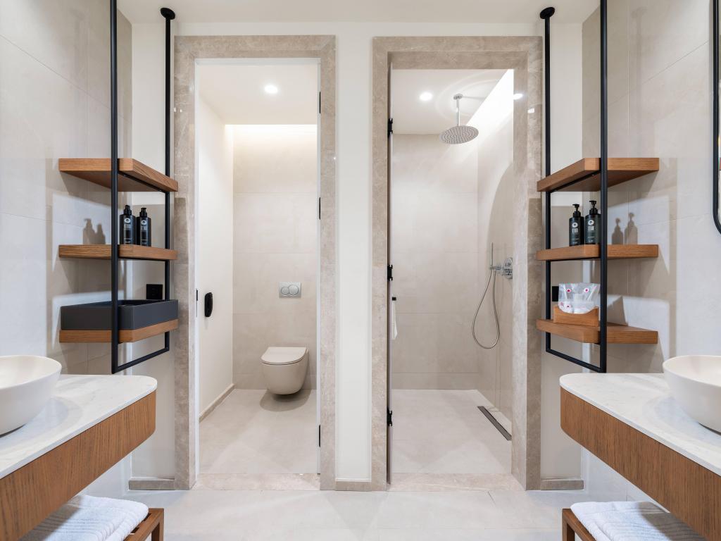 Anda Barut Collection — 6