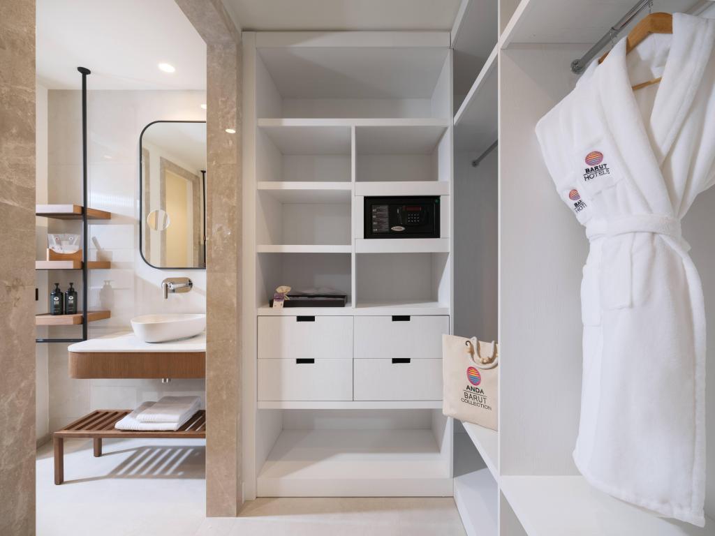 Anda Barut Collection — 7