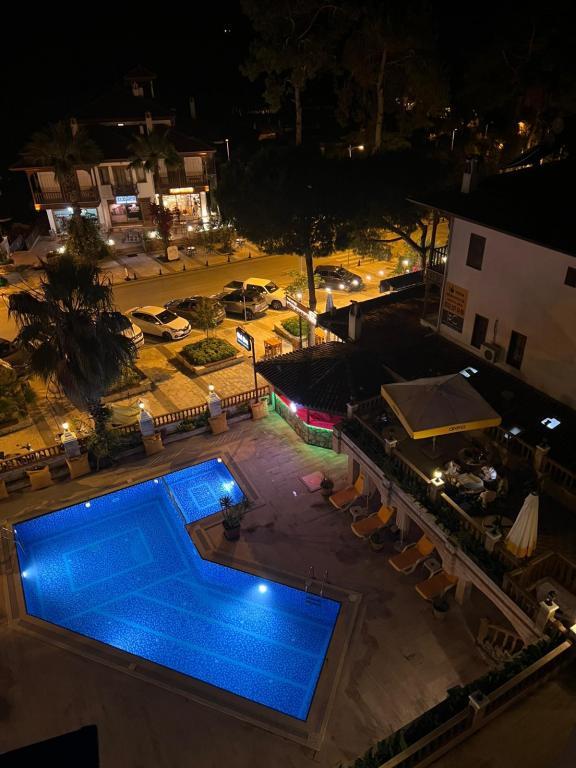 Ateş Otel Akyaka — 2