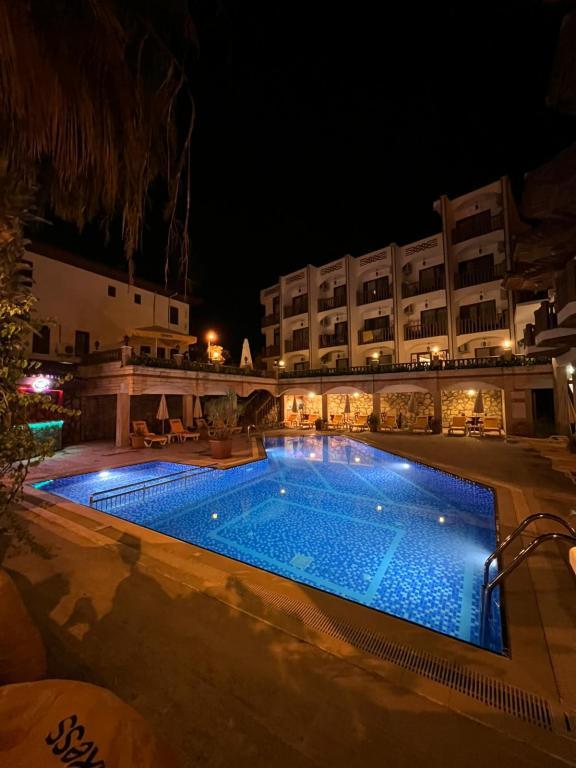 Ateş Otel Akyaka — 7