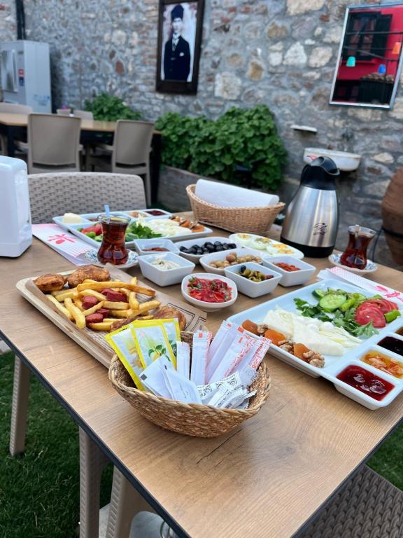 Avlulu Konak Küçükköy — 5