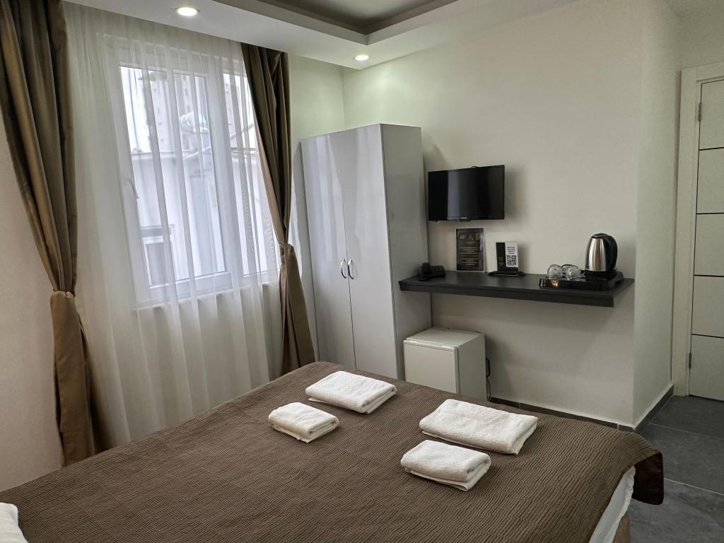 Babil Hotel — 8