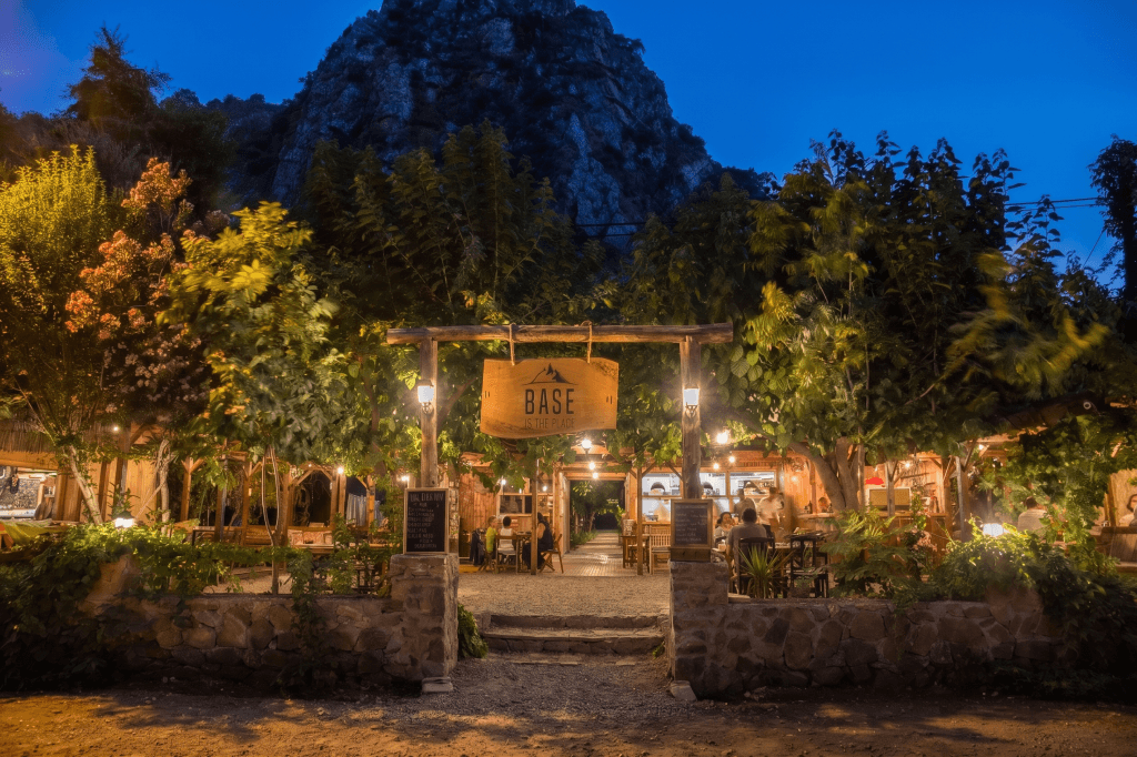 Base Bungalow Olympos
