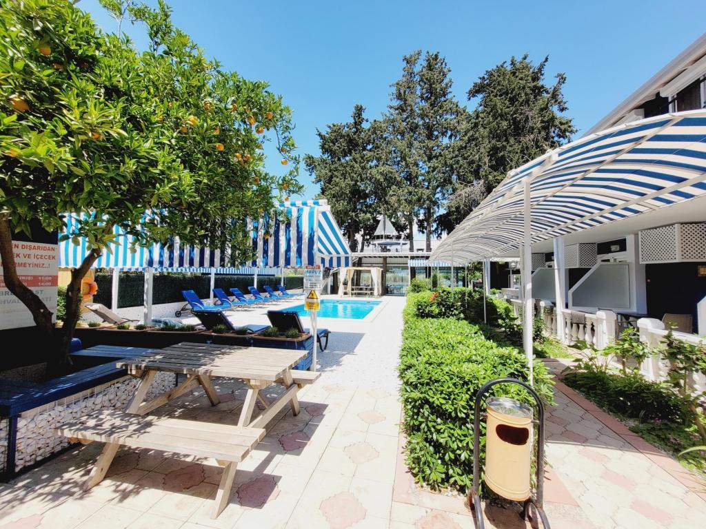 Berg Hotel Dalyan — 2
