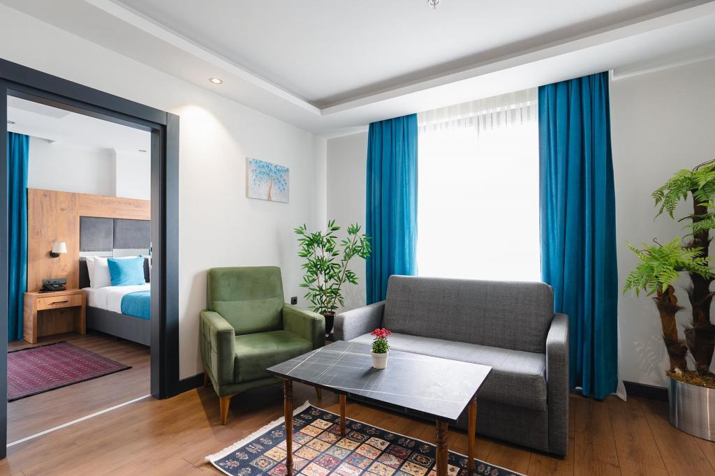 Berlin Suite Hotel — 2