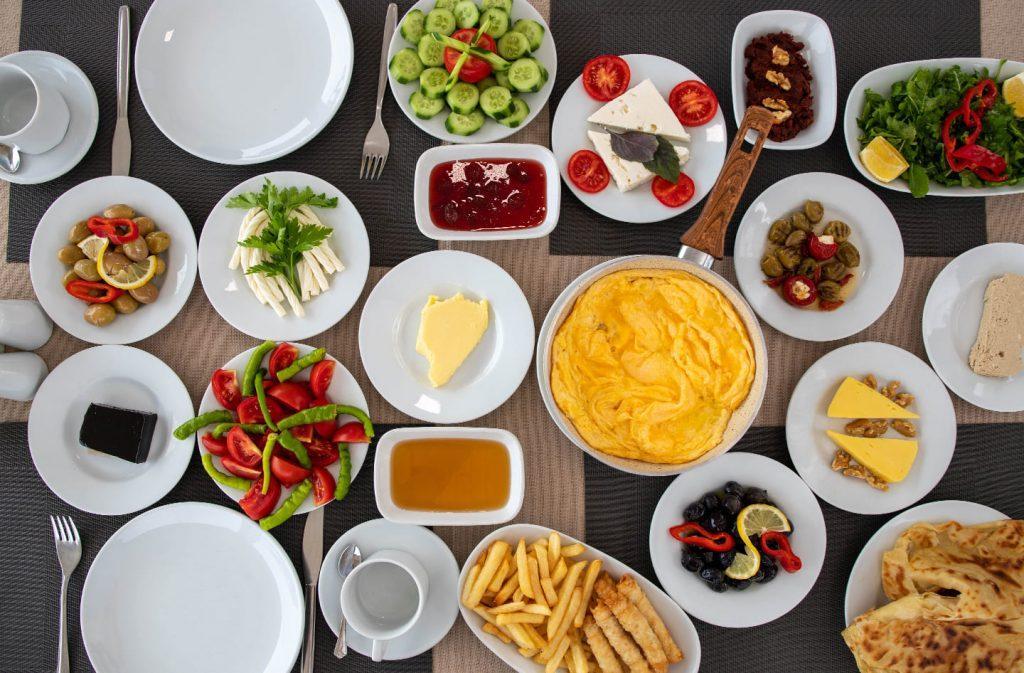 Beyaz Ev Otel & Restaurant — 4