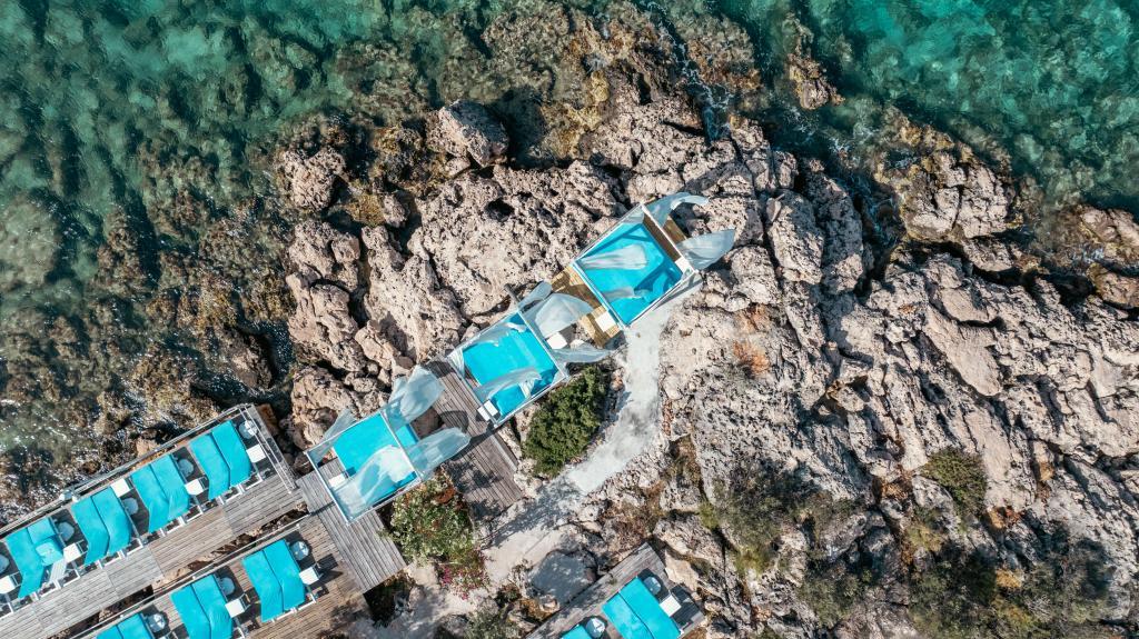 Blanca Beach Hotel (+12) — 7