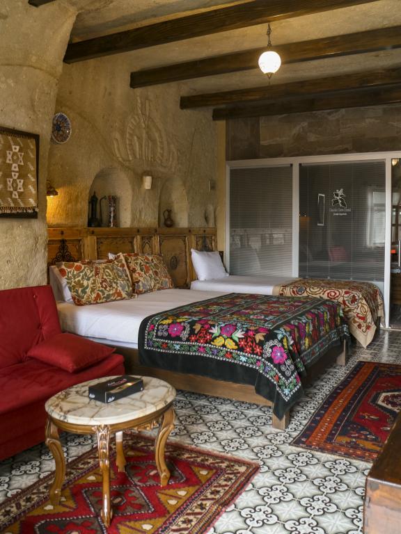 Canela Cave Hotel — 8