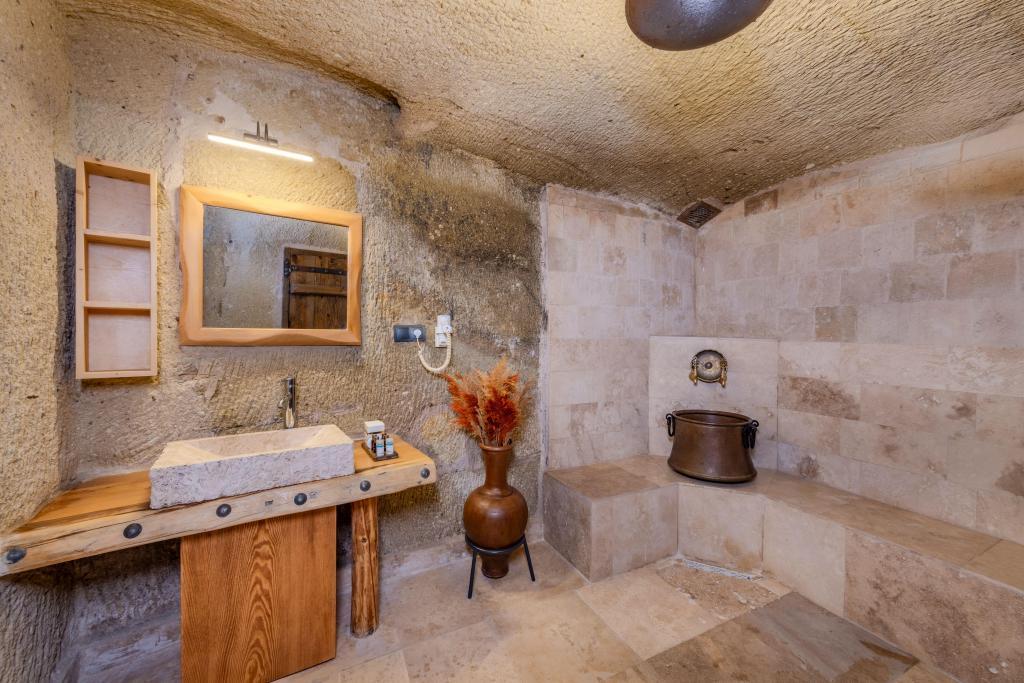 CappaVia Cave Hotel — 6