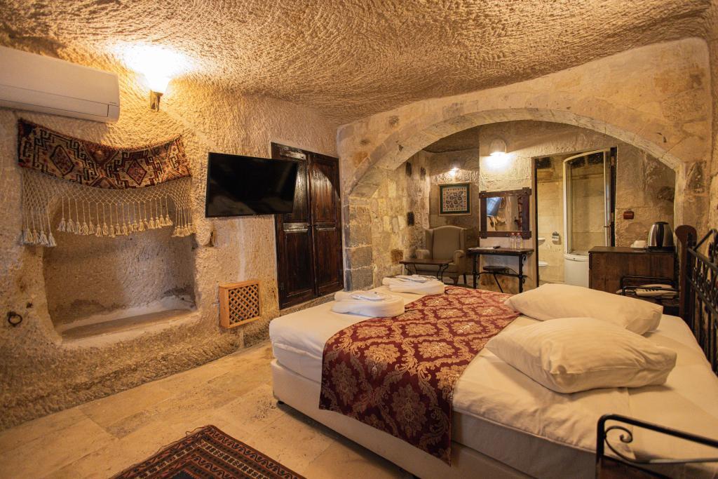 Century Cave Hotel — 5