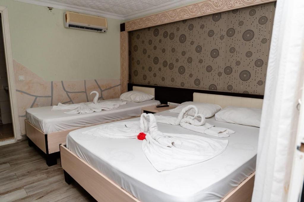 Club Aperion Beach Club — 8