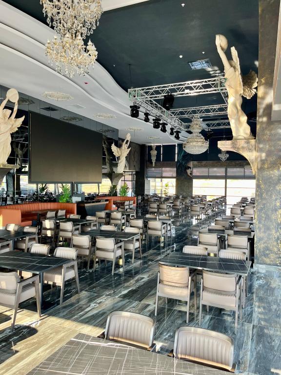 Club Robin Hood Hotel +18 Adult Only — 9