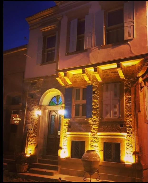 CundAda Otel — 2