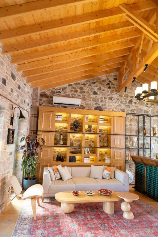 Cunda Qara — 9