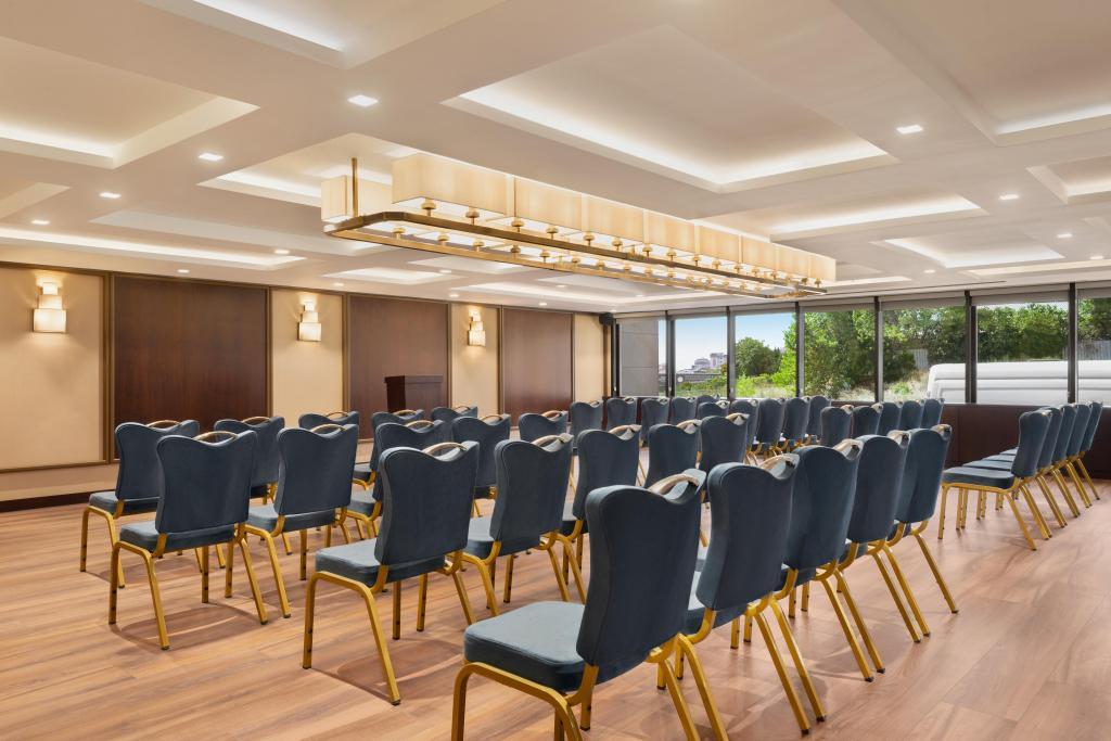 Days Hotel by Wyndham Istanbul Maltepe — 5