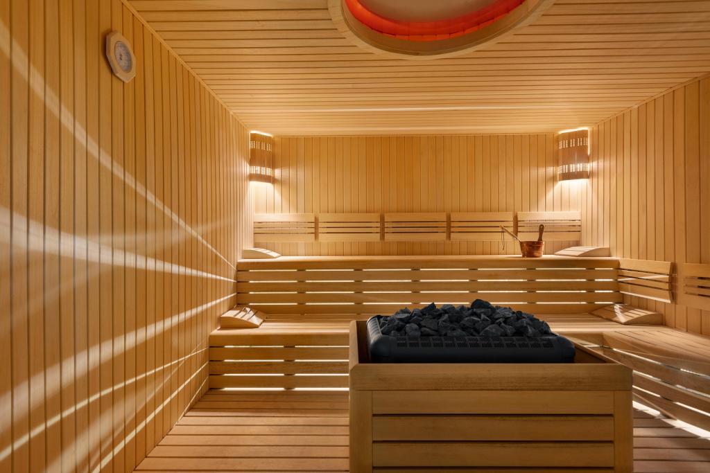 Days Hotel by Wyndham Istanbul Maltepe — 7