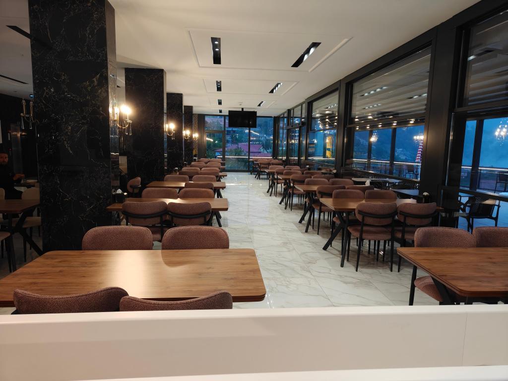 Demederon Otel — 9