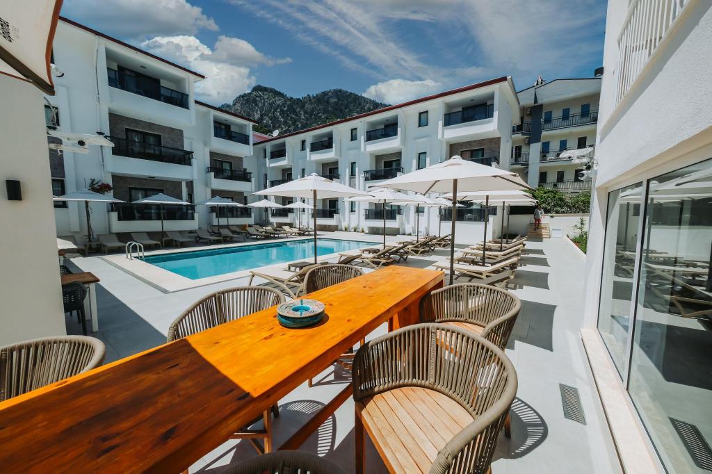 Diplomat Suites Marmaris — 9