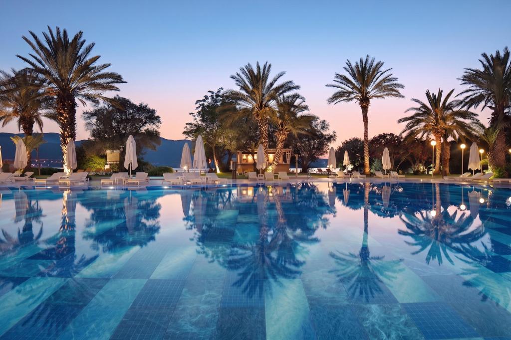 DoubleTree by Hilton Bodrum Işıl Club Ultra All Inclusive Resort — 3