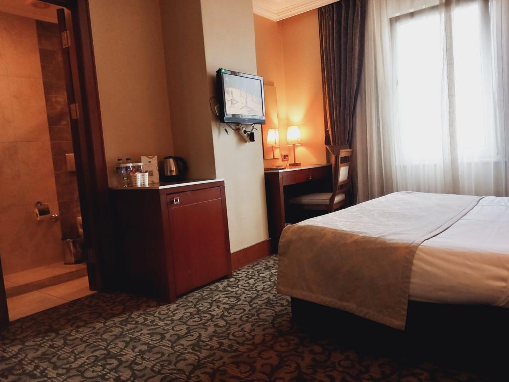 Dream Hill Business Deluxe Hotel — 3