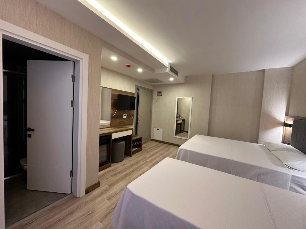 Erom Otel — 7