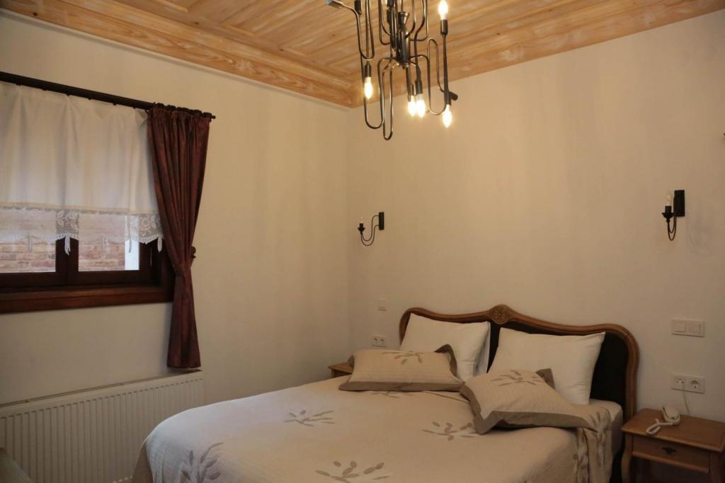 Eskiciler Konağı Nis Otel — 2