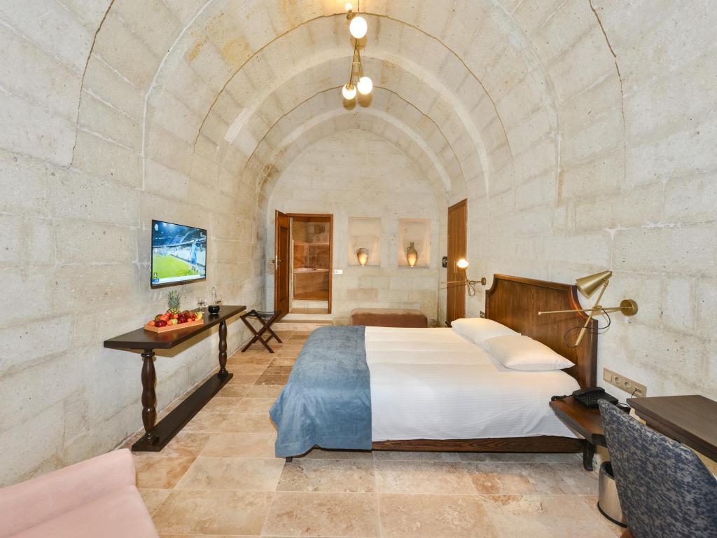 Evanthia Cave Suites - Special Class — 4