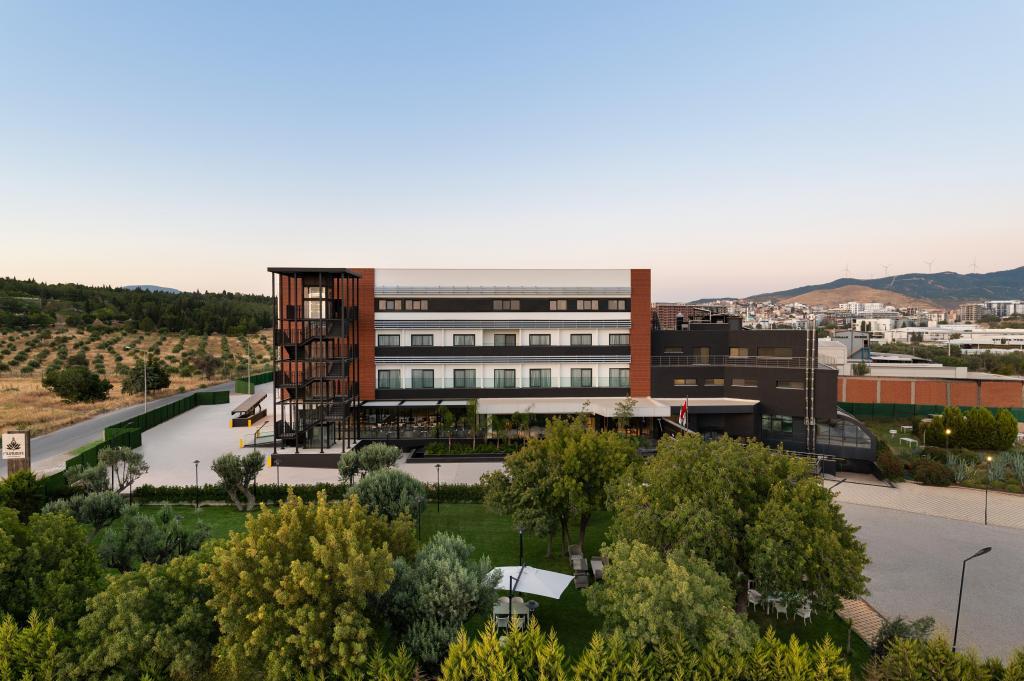 Ft Lotus Thermal Hotel & Spa Trademark Collection By Wyndham — 5