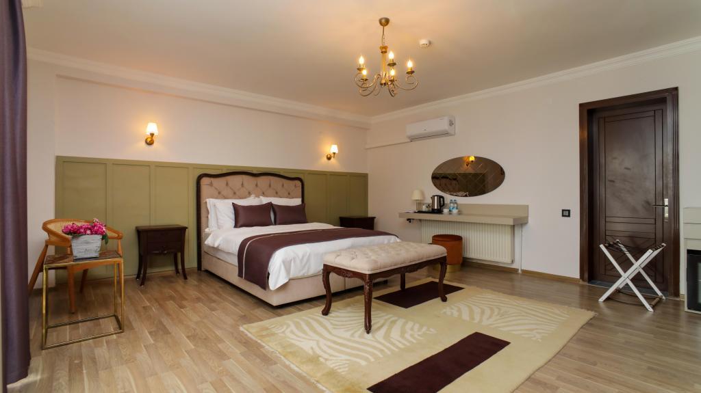 Gül Hanım Konağı Bornova Yakaköy — 3