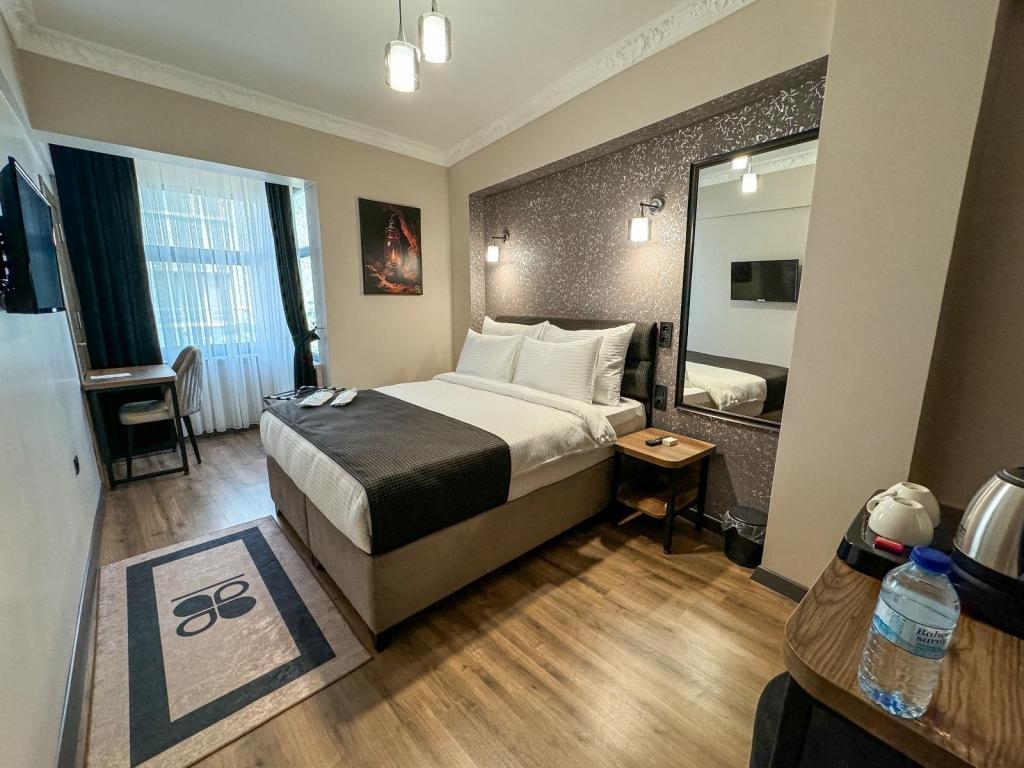 Grand Clover Hotel — 6