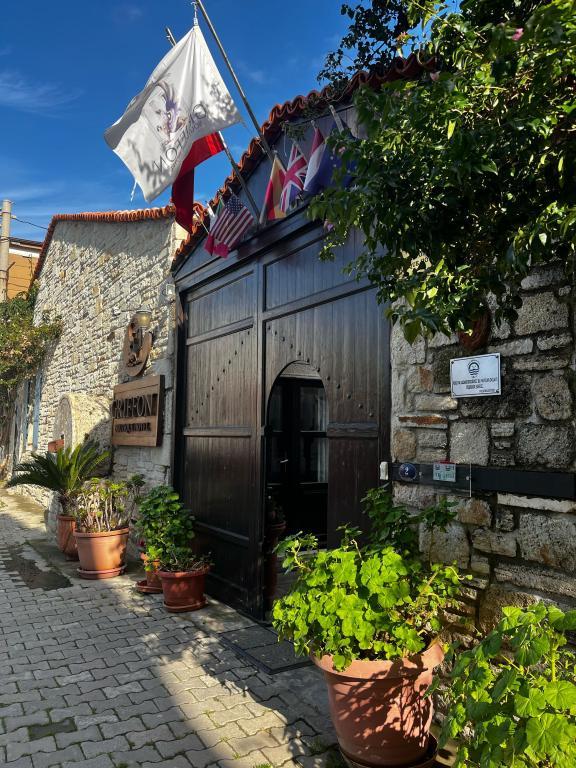 Griffon Boutique Hotel