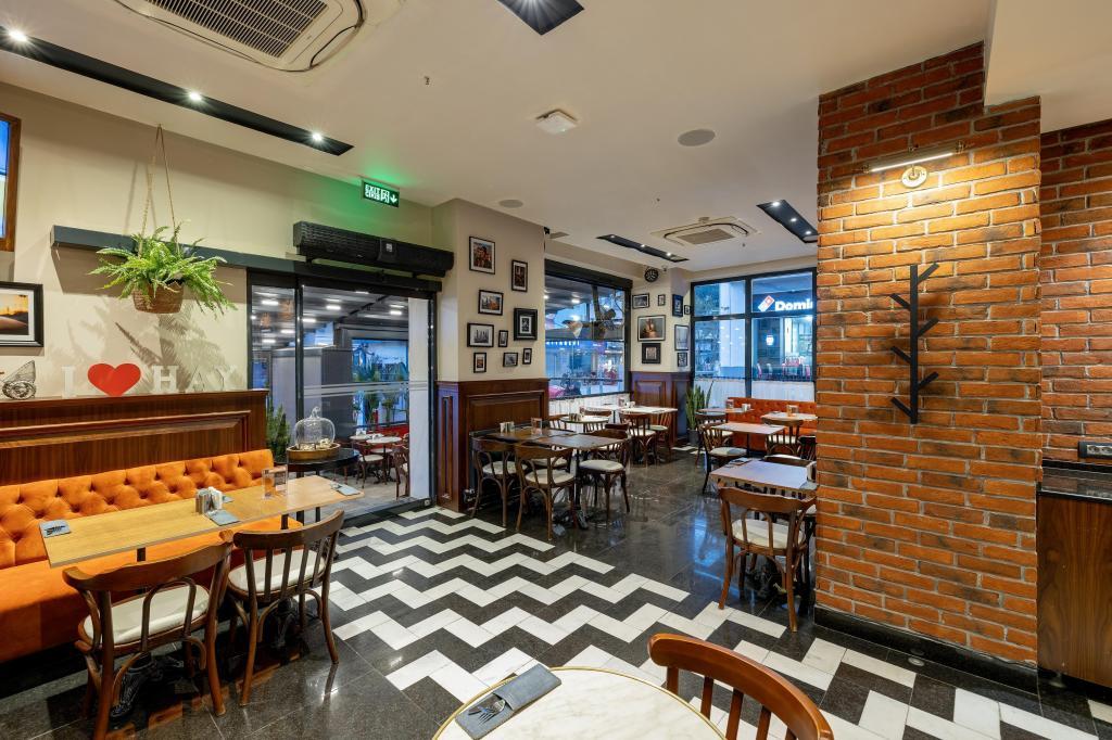 HAY Hotel Alsancak — 8