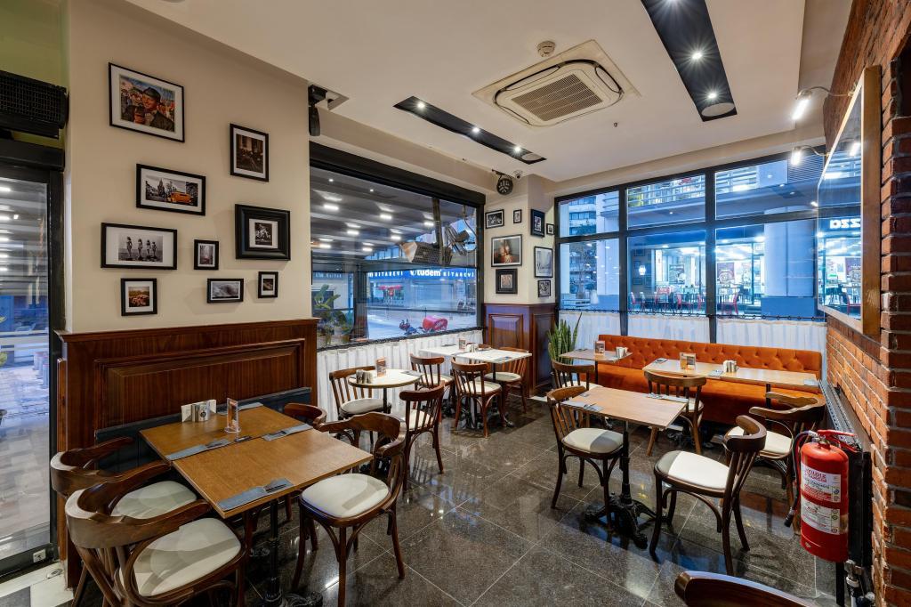 HAY Hotel Alsancak — 7
