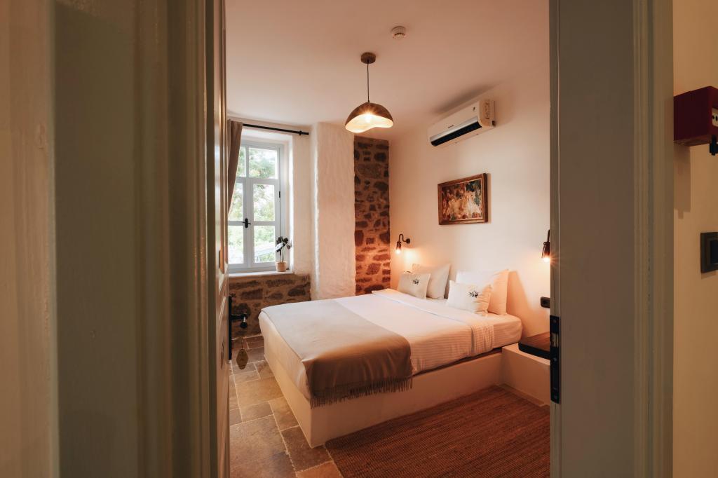 Herakles 1850 Otel Çeşme — 9