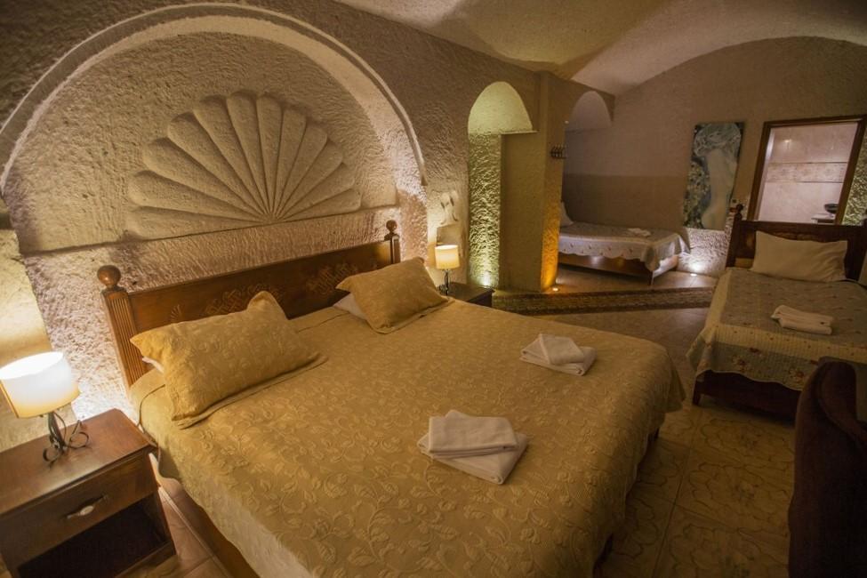 Hermes Cave Hotel — 7