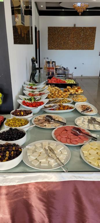 Hera City Hotel — 8