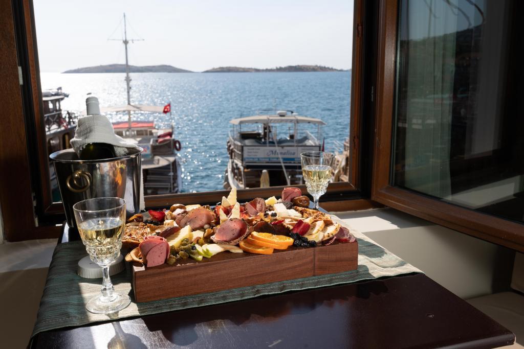 Hotel Karacam Foça — 10