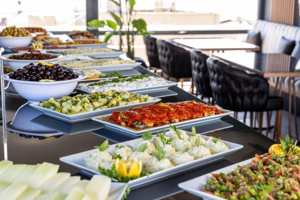 Ahc Taksim Hotel — 10