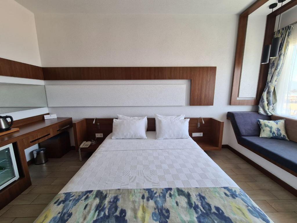Karakaş Otel — 3